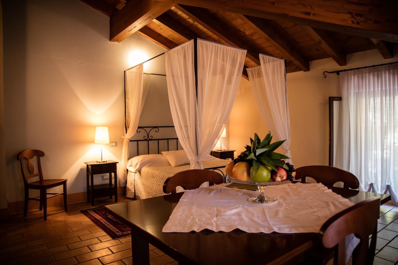 Agriturismo Villa Dei Mulini Вольта-Мантована Экстерьер фото