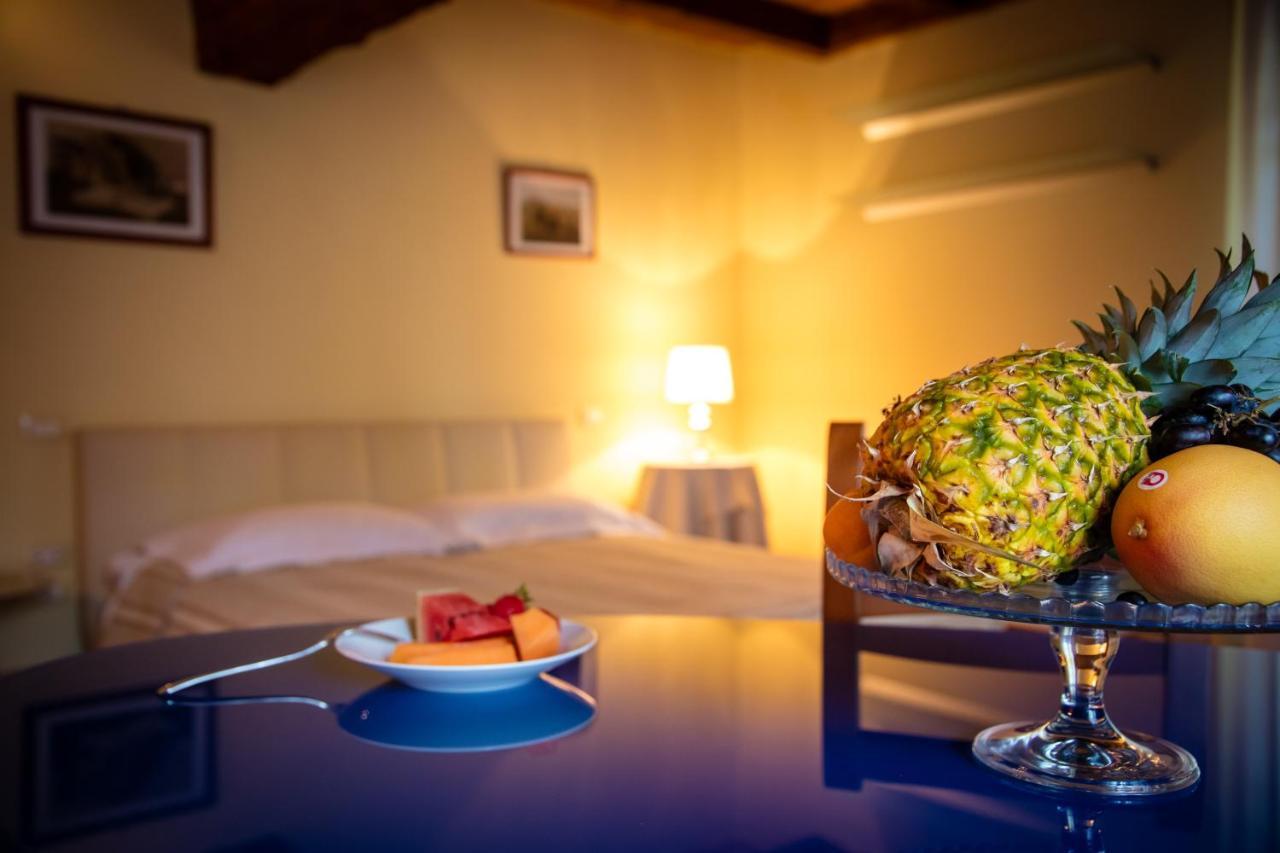 Agriturismo Villa Dei Mulini Вольта-Мантована Экстерьер фото